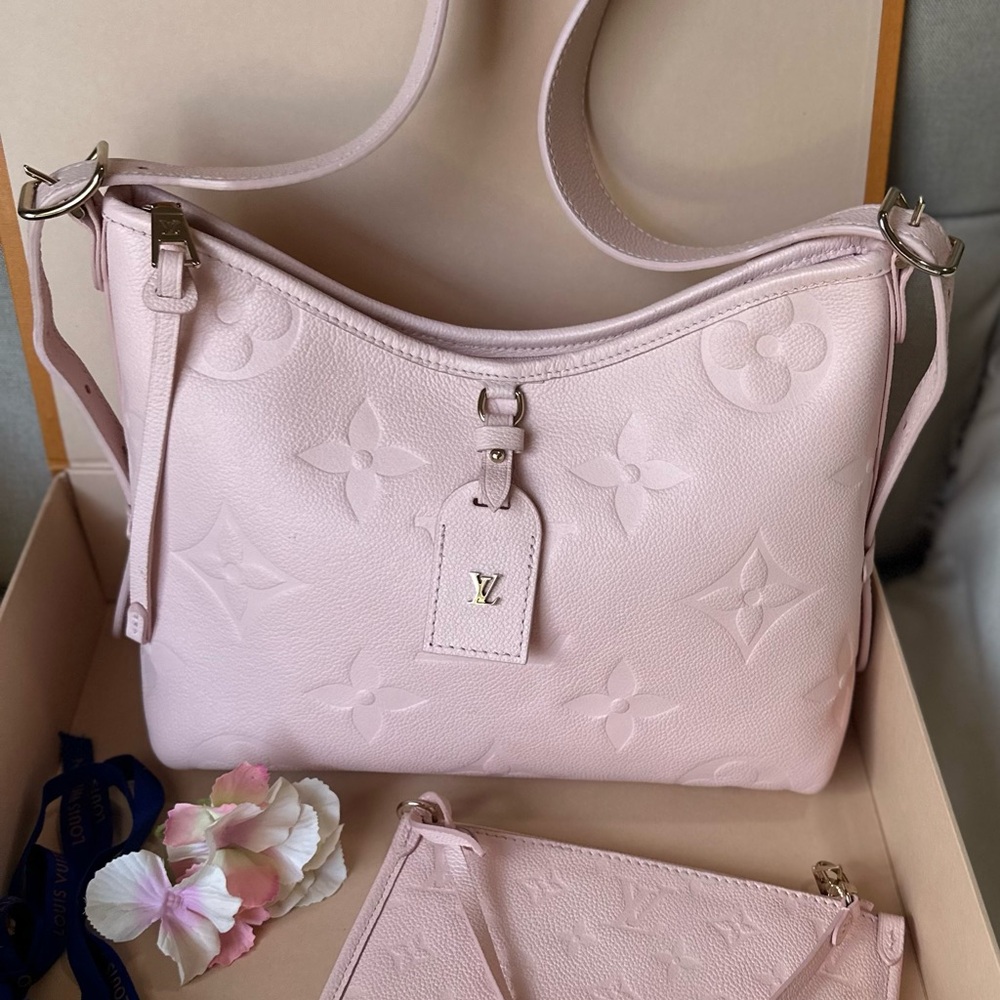 Louis Vuitton CarryAll PM🌸 - Picture 3 of 16